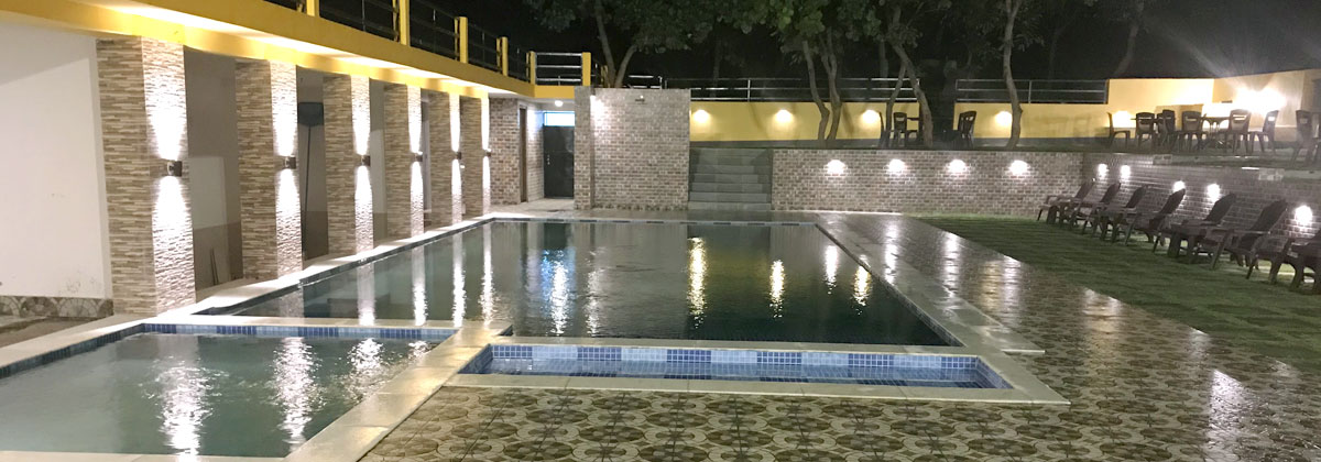 A view of the swimming pool at night. An ideal place to host the outdoor party